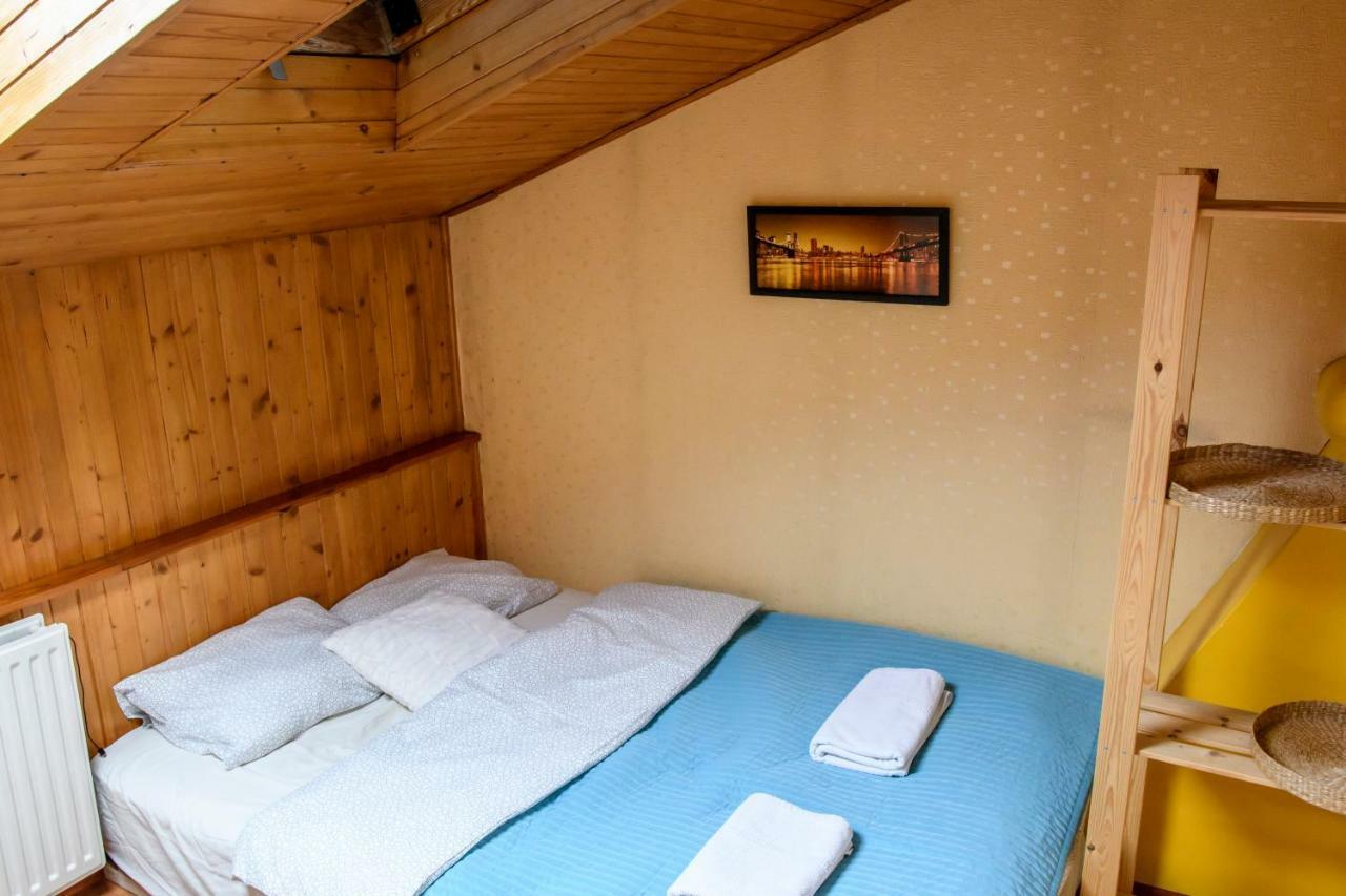 Old Town Folk Apartment Варшава Экстерьер фото