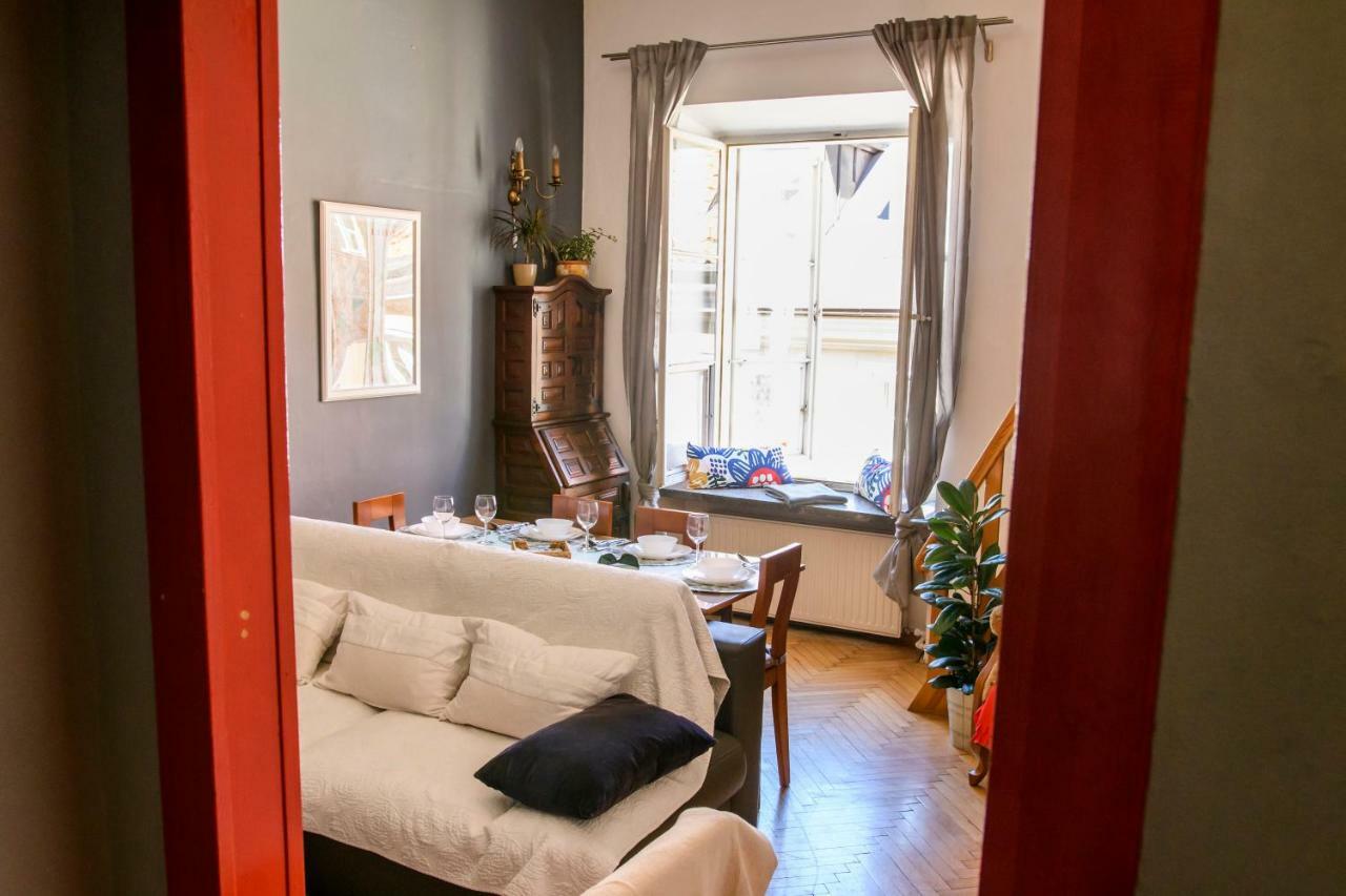 Old Town Folk Apartment Варшава Экстерьер фото